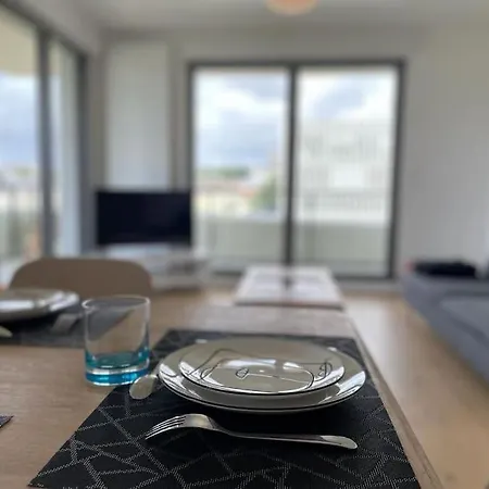 Presqu'ile, Neuf Avec Balcon, Salle De Gym Et Parking Apartmán Caen