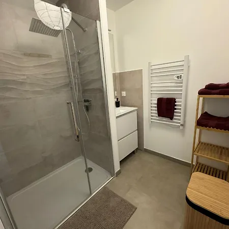 Presqu'ile, Neuf Avec Balcon, Salle De Gym Et Parking * 캉