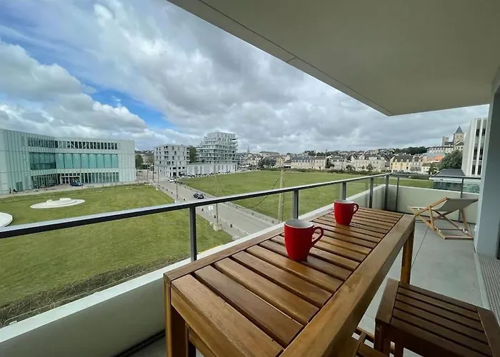 Presqu'ile, Neuf Avec Balcon, Salle De Gym Et Parking Daire *